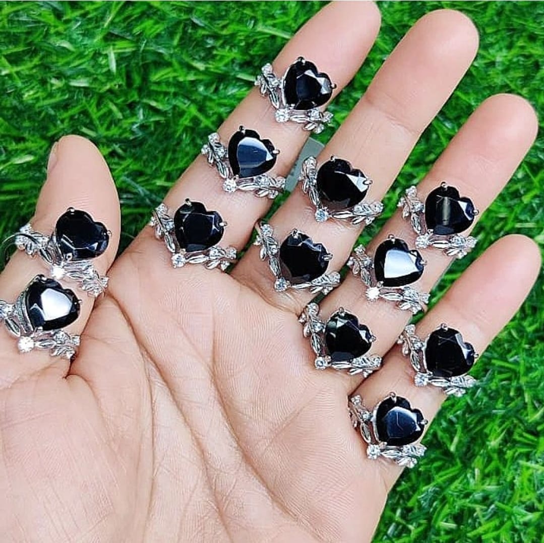 Black Spinel Rings